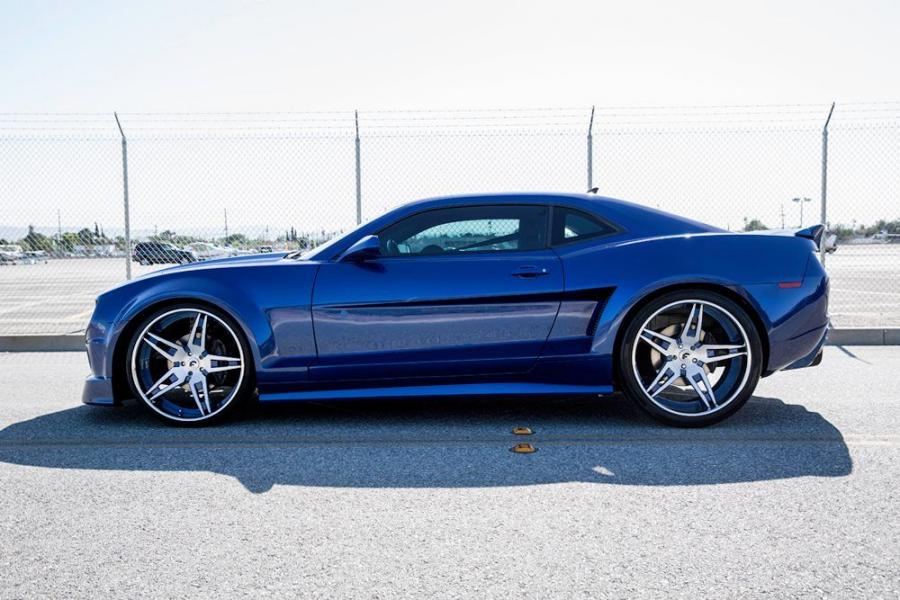  Chevrolet Camaro on Forgiato Wheels 2015 года  (фото 7 из 8)